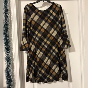 JH Design Plaid Flare Sleeve Dress
